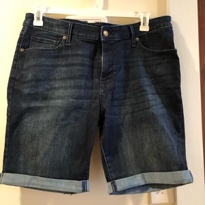 Plus size Bermuda shorts